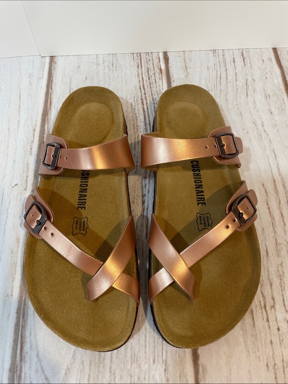 NEW Cushionaire Luna 8.5 Rose Gold Crossover Strappy Slide Sandals